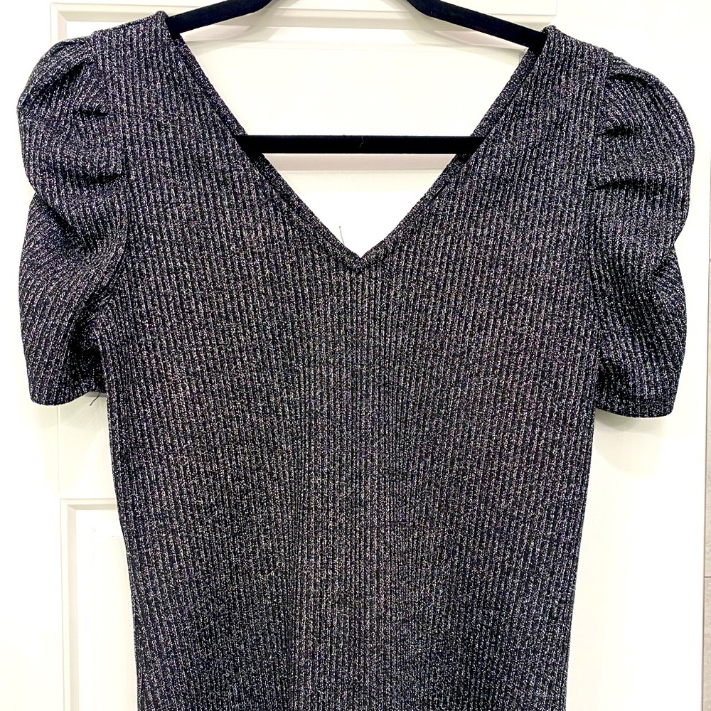 Express puff sleeve top
